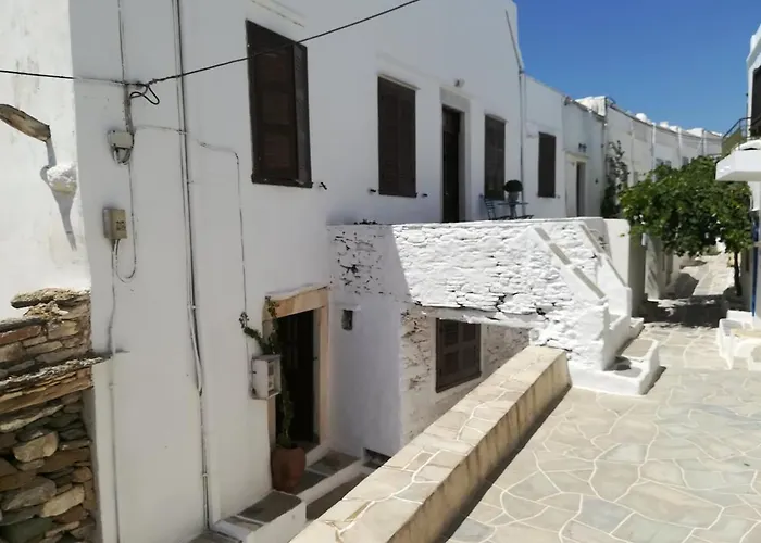 아파트 Kastro Gate Sea View House Sifnos *